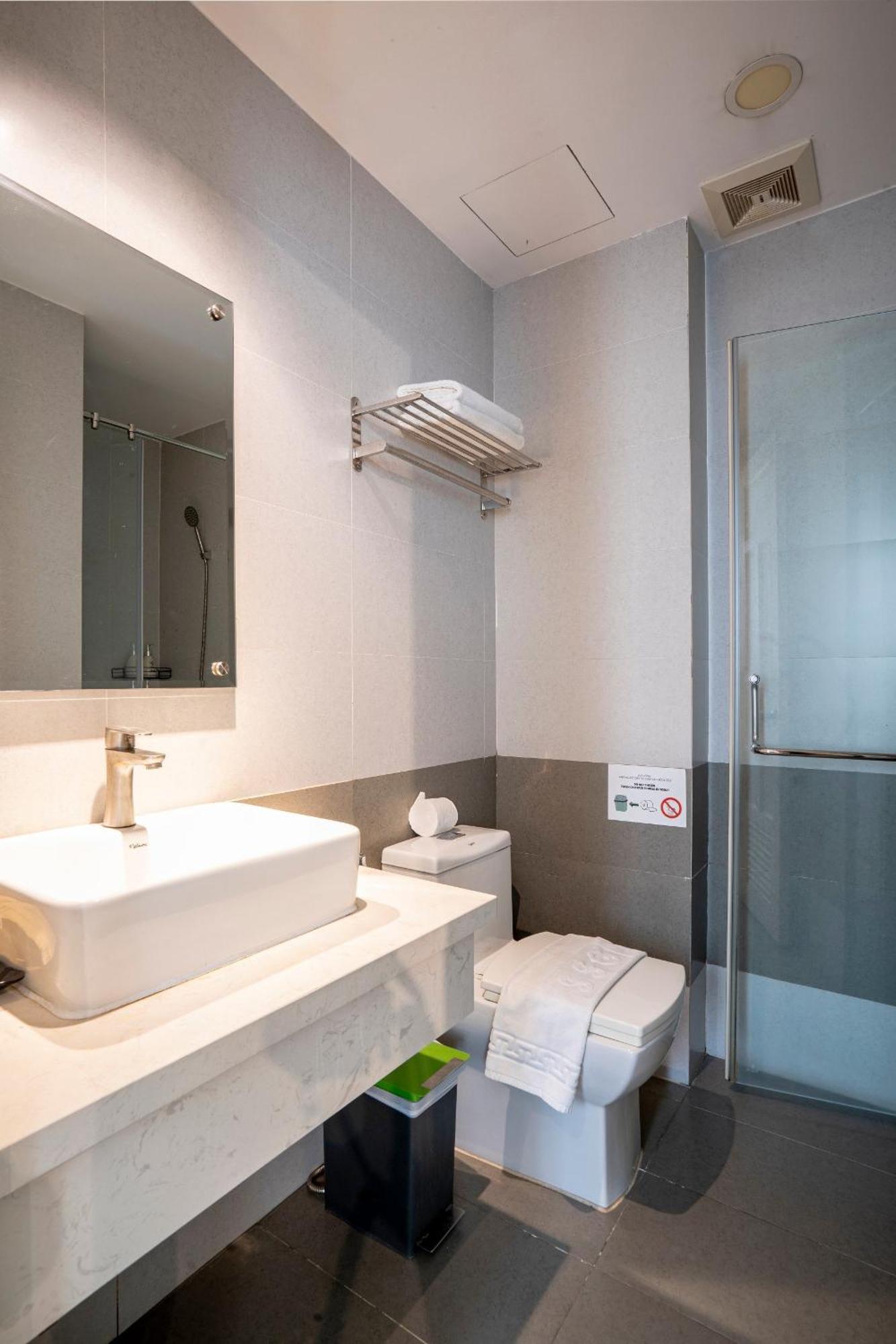 La Airport Tan Binh Hotel Ho Chi Minh City Exterior photo